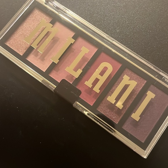 NWT & SEALED BRAND NEW Milani Eye Shadow Palette - Picture 4 of 5